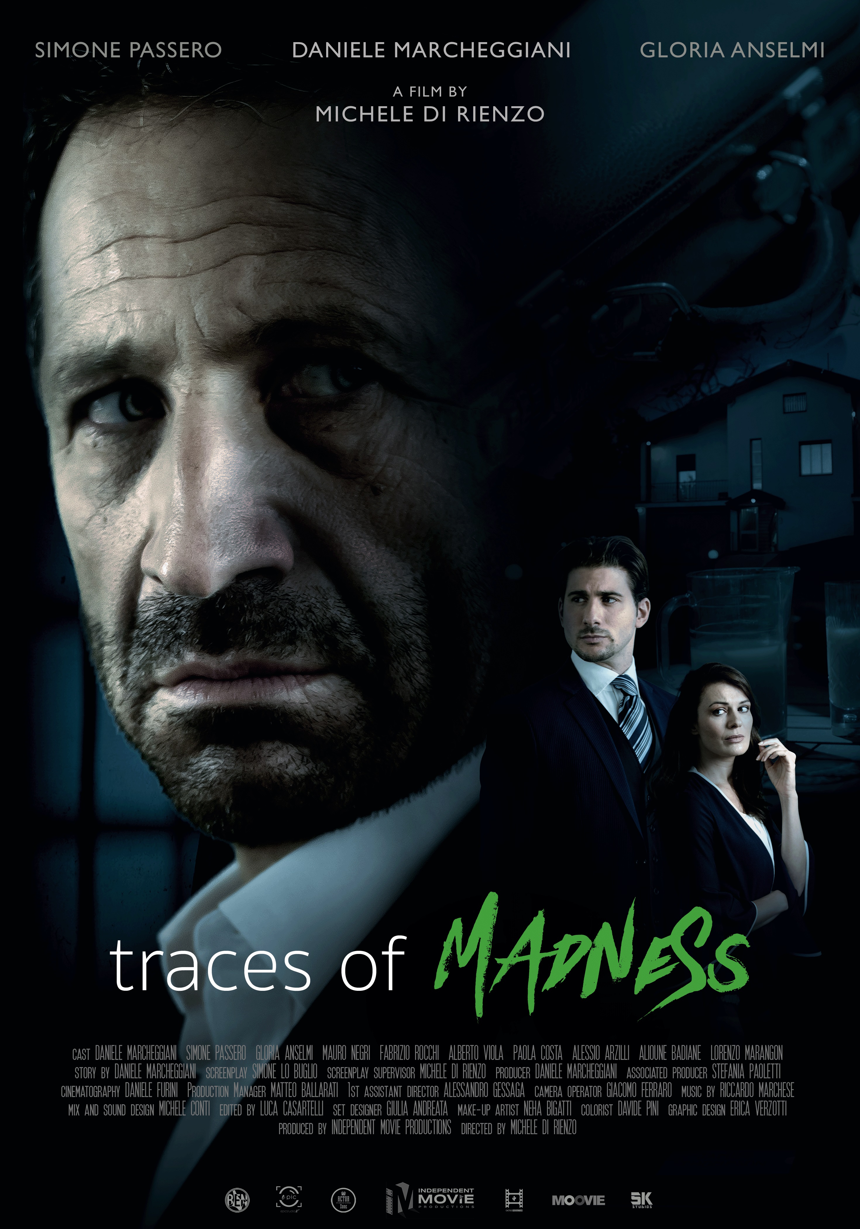 Traces of Madness постер